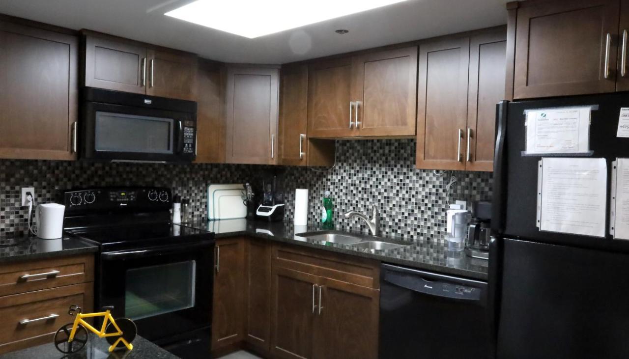 Cambridge 2 Bedroom King Gym Near Uni Ruh City H Saskatoon Exterior foto
